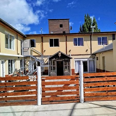 Hostel Elal El Calafate Exterior photo