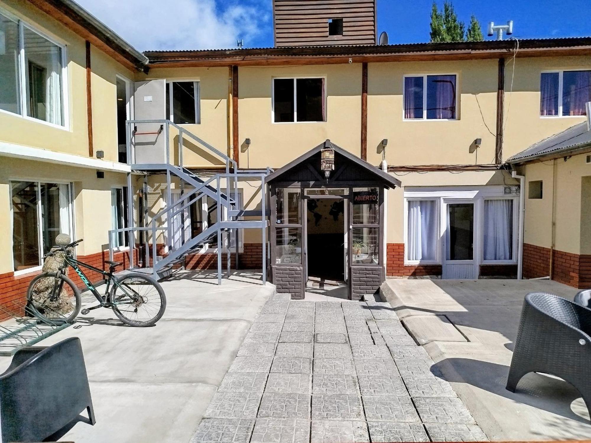 Hostel Elal El Calafate Exterior photo